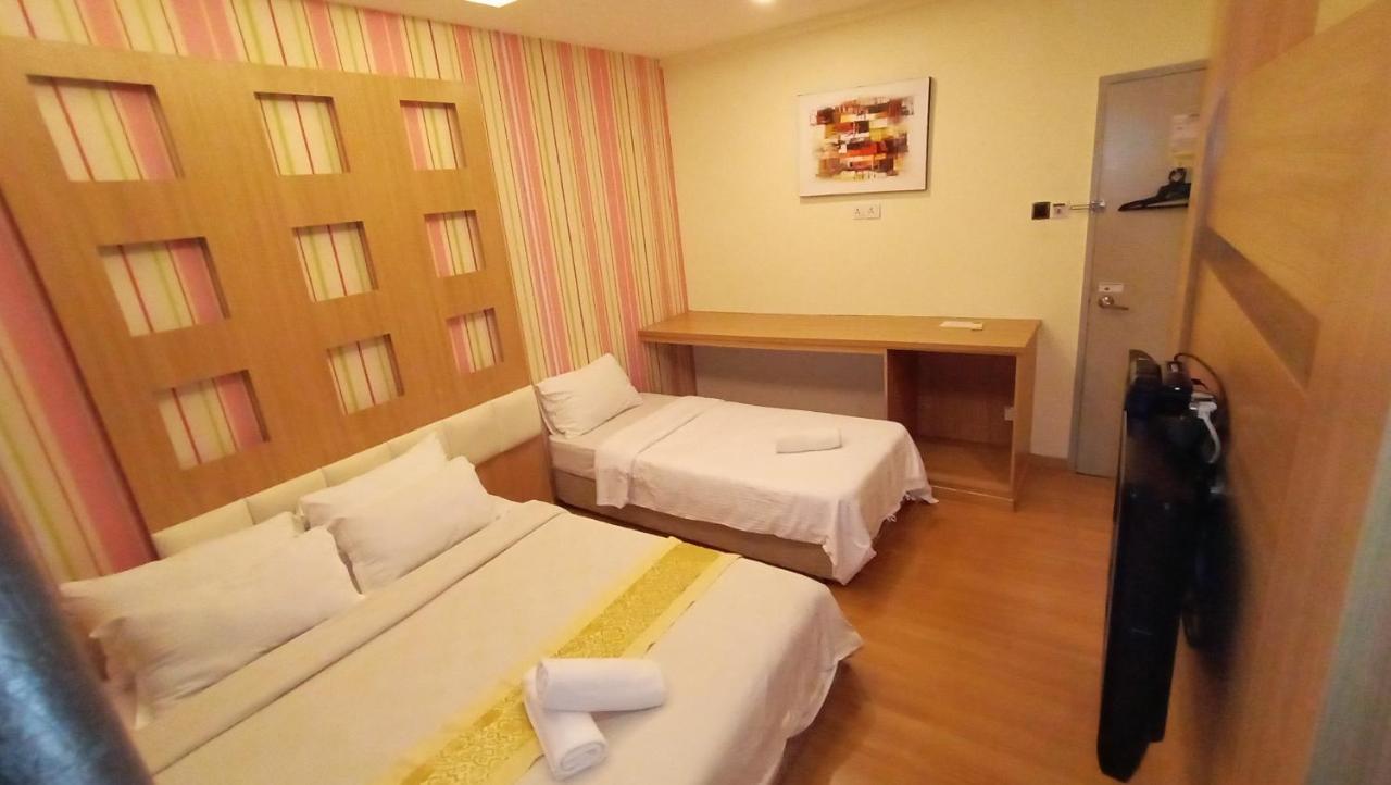 Hotel Zamburger De Melaka المظهر الخارجي الصورة