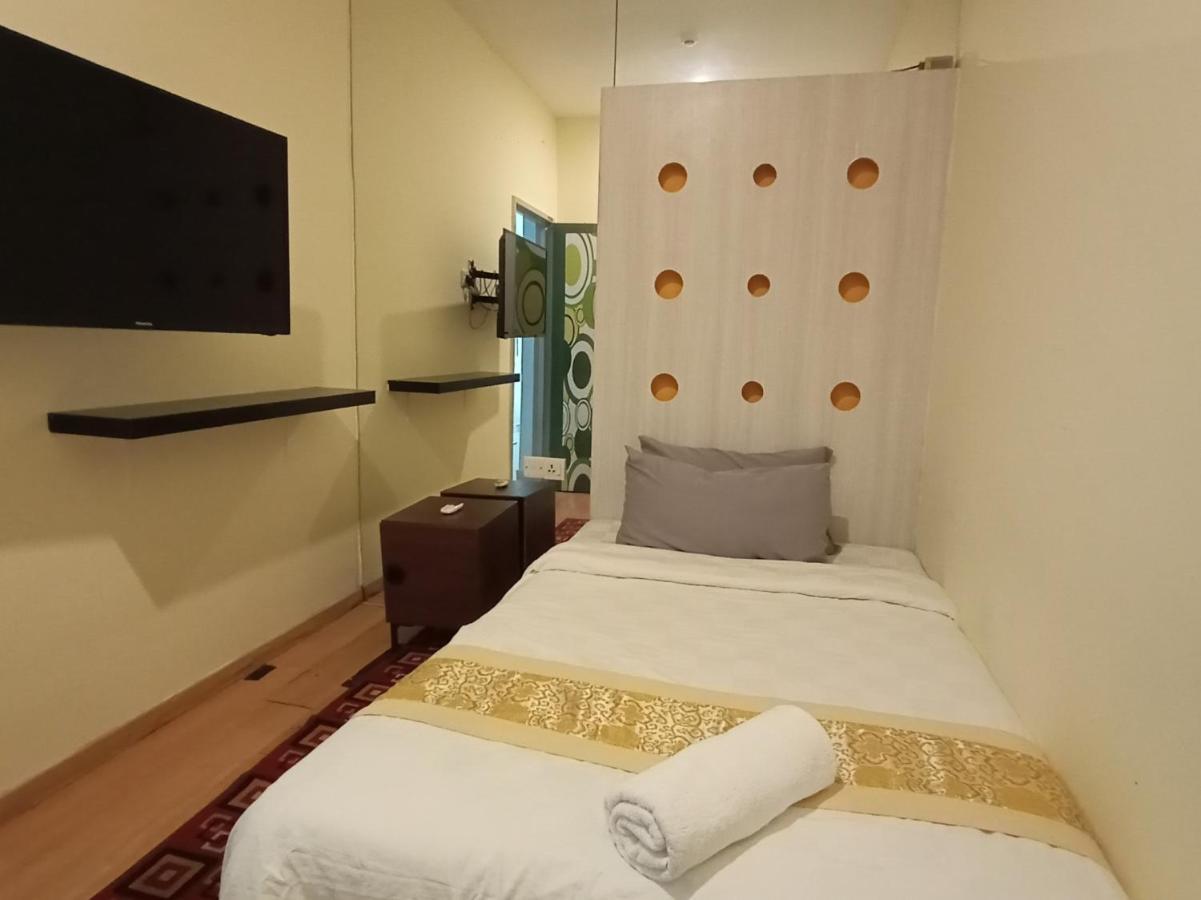 Hotel Zamburger De Melaka المظهر الخارجي الصورة
