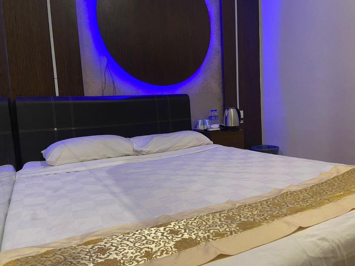 Hotel Zamburger De Melaka المظهر الخارجي الصورة